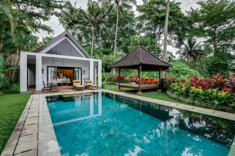 Best Honeymoon Suites for Spa Lovers: The Definitive Guide