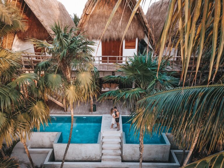 How to Plan Honeymoon Suites Itinerary on a Budget: A 2026